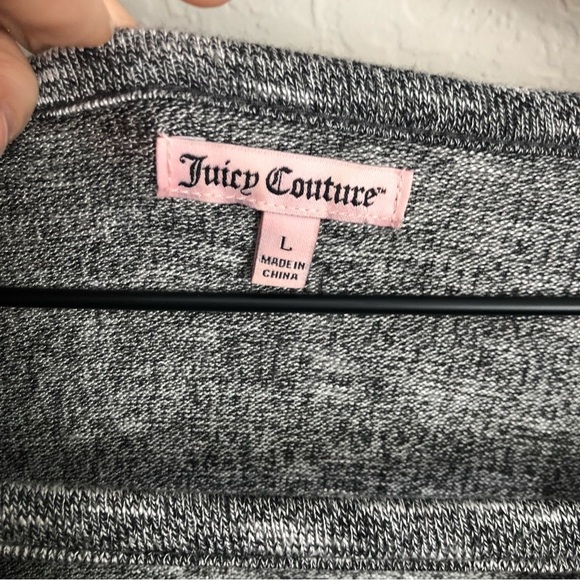 Juicy Couture Grey Short Sleeve Shirt Cutout V Neck Chest Women's Size Large - Picture 2 of 4